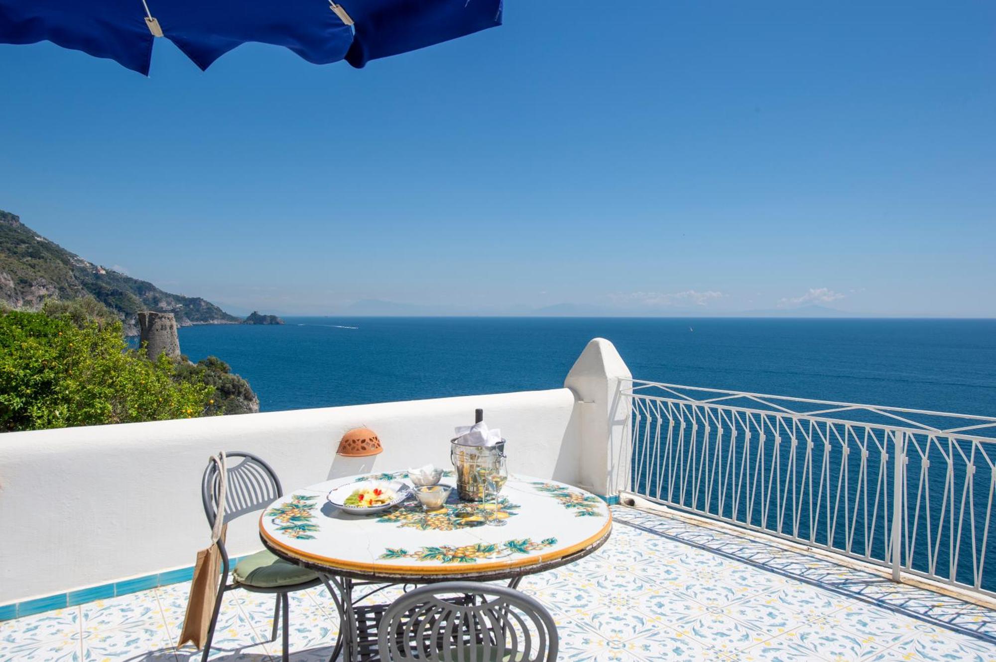 Costa Diva 3*